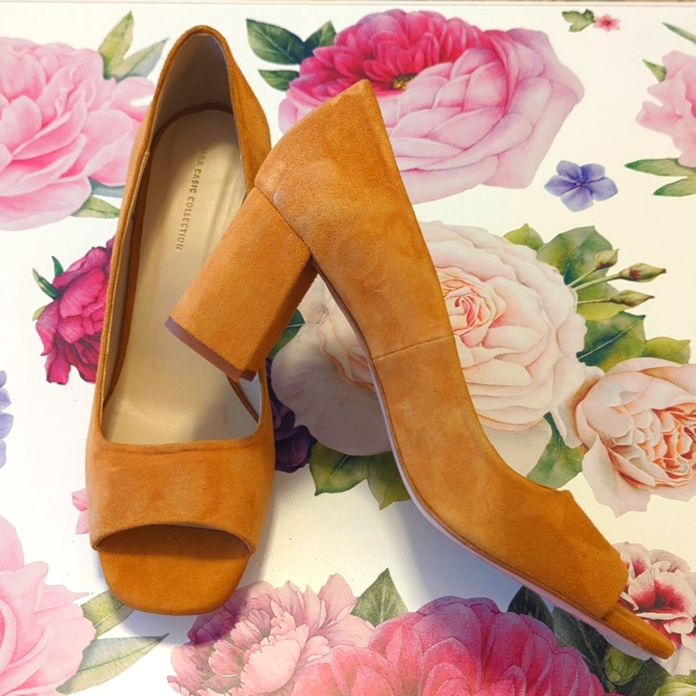 ZARA Basic Collection Toffee Suede open toe heels